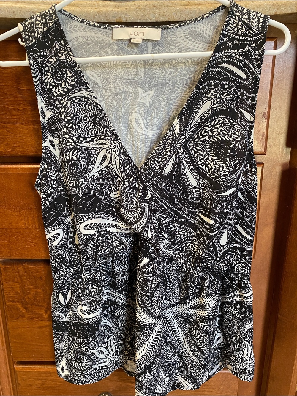LOFT Paisley V-Neck Peplum Sleeveless Blouse Small Summer Celestial